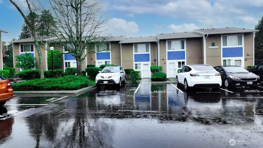 10601 SE 252nd Street #O2, Kent, WA 98030 - #2
