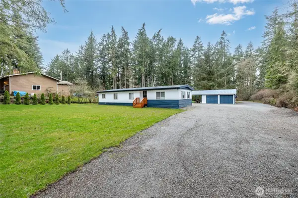 4565 Woodland Circle, Oak Harbor, WA 98277