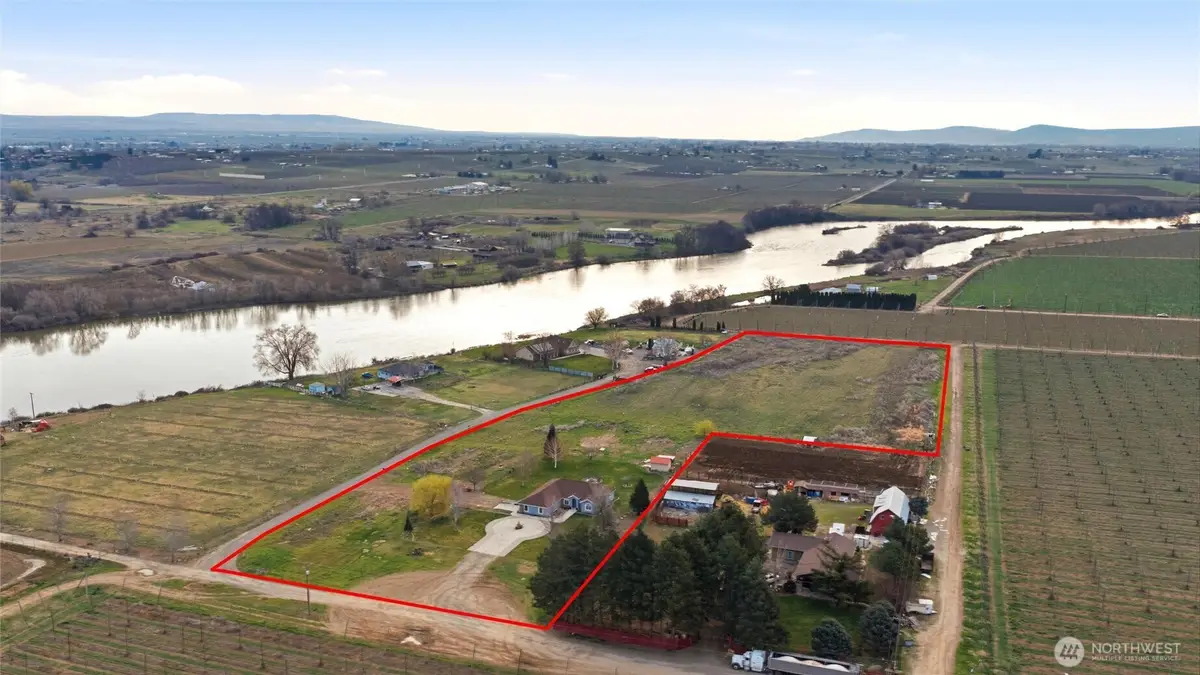 3988 E Euclid Road, Mabton, WA 98935 - #1