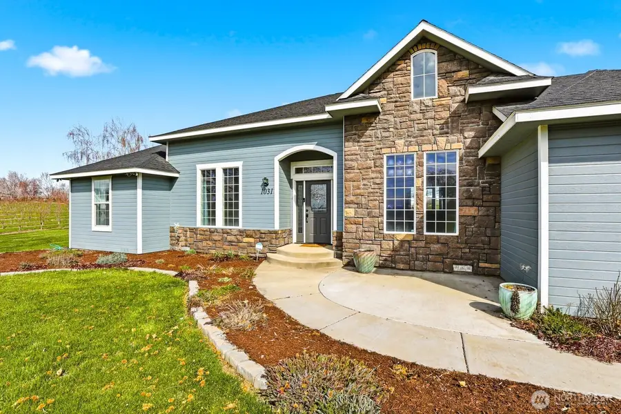 1031 Orchardvale Road, Zillah, WA 98953 - #3