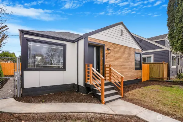 7934 SW 20th Avenue, Seattle, WA 98106