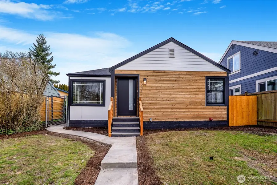 7934 SW 20th Avenue, Seattle, WA 98106 - #2