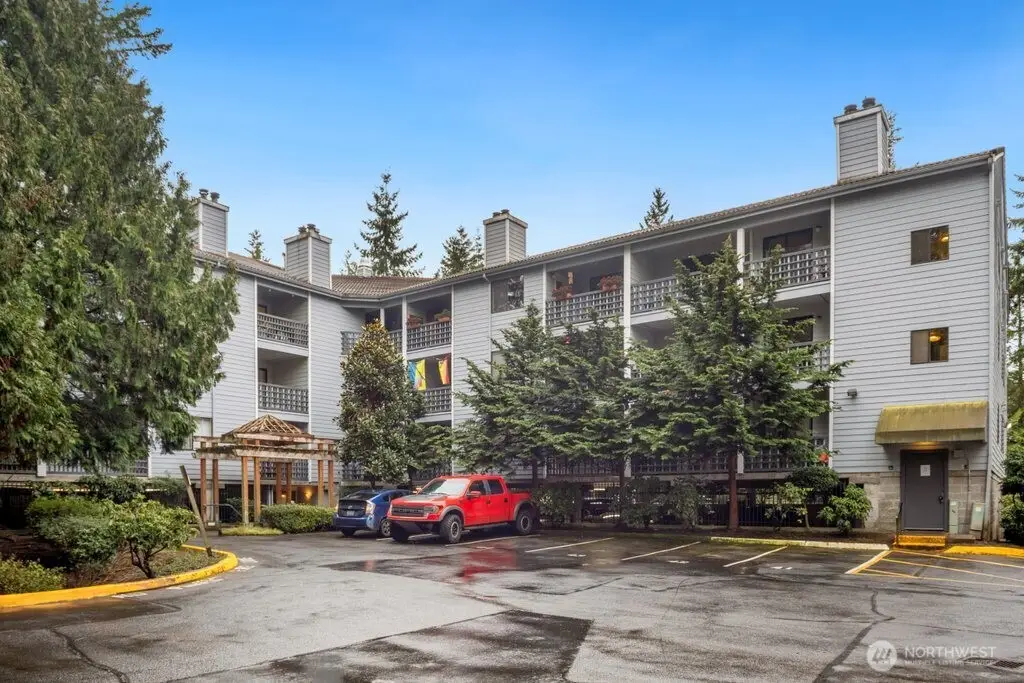 710 N 160th Street #B112, Shoreline, WA 98133 - #1