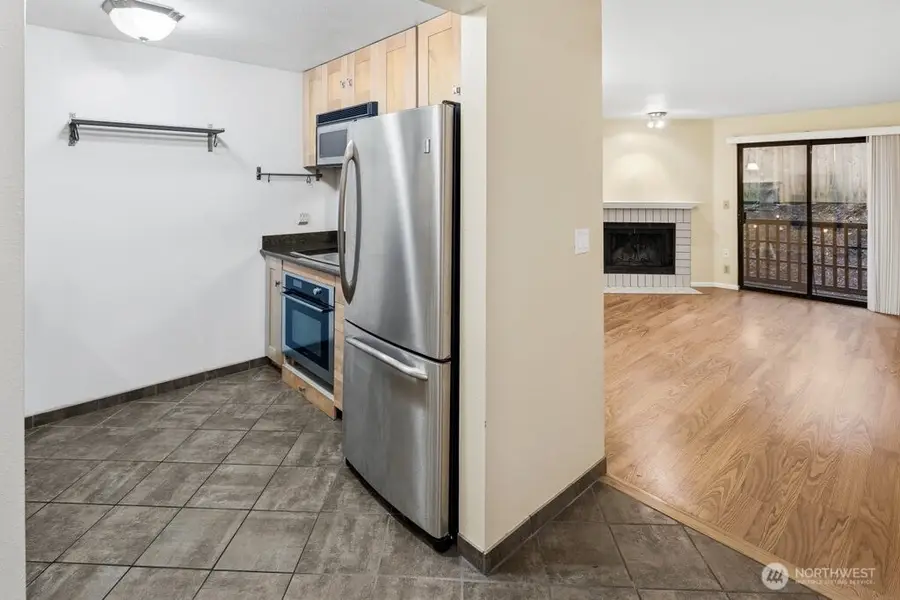 710 N 160th Street #B112, Shoreline, WA 98133 - #2