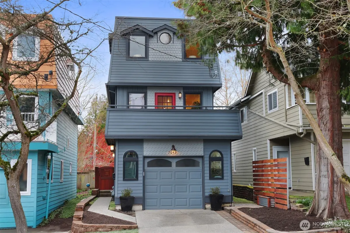 7043 12th Avenue Nw, Seattle, WA 98117 - #1