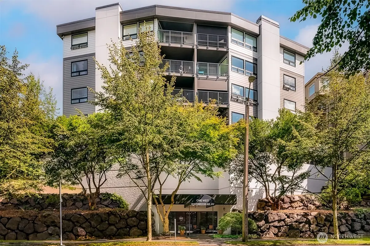 5000 California Avenue Sw #405, Seattle, WA 98136 - #1