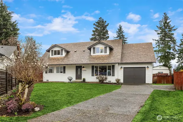 12905 SE 158th Place, Renton, WA 98058