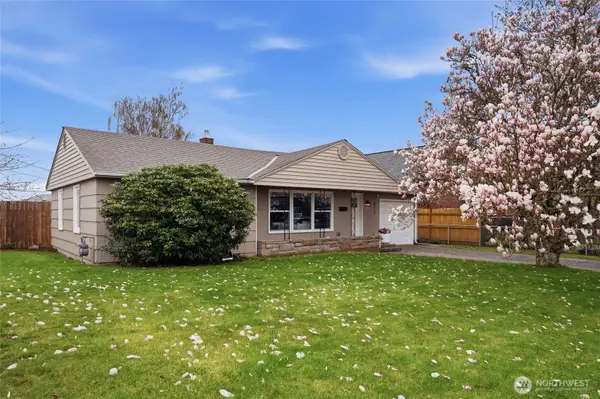 2012 Nipsic Avenue, Bremerton, WA 98310