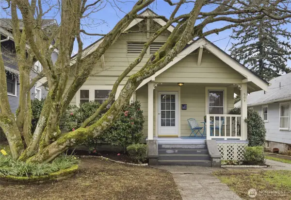 907 NW 61st Street, Seattle, WA 98107