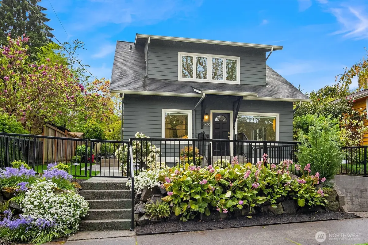 8205 18th Avenue Ne, Seattle, WA 98115 - #1