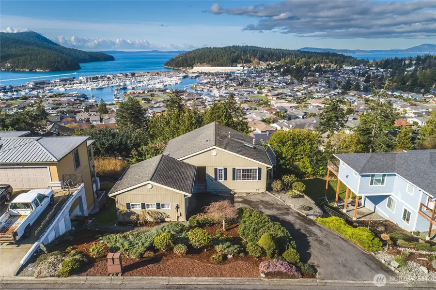 2104 Highland Drive, Anacortes, WA 98221 - #2