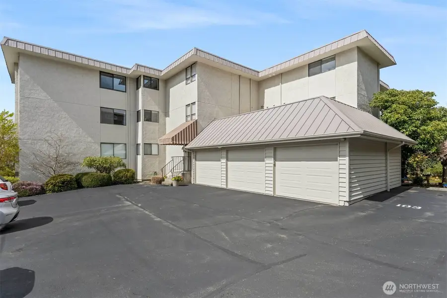 217 Alder Street #101, Edmonds, WA 98020 - #3