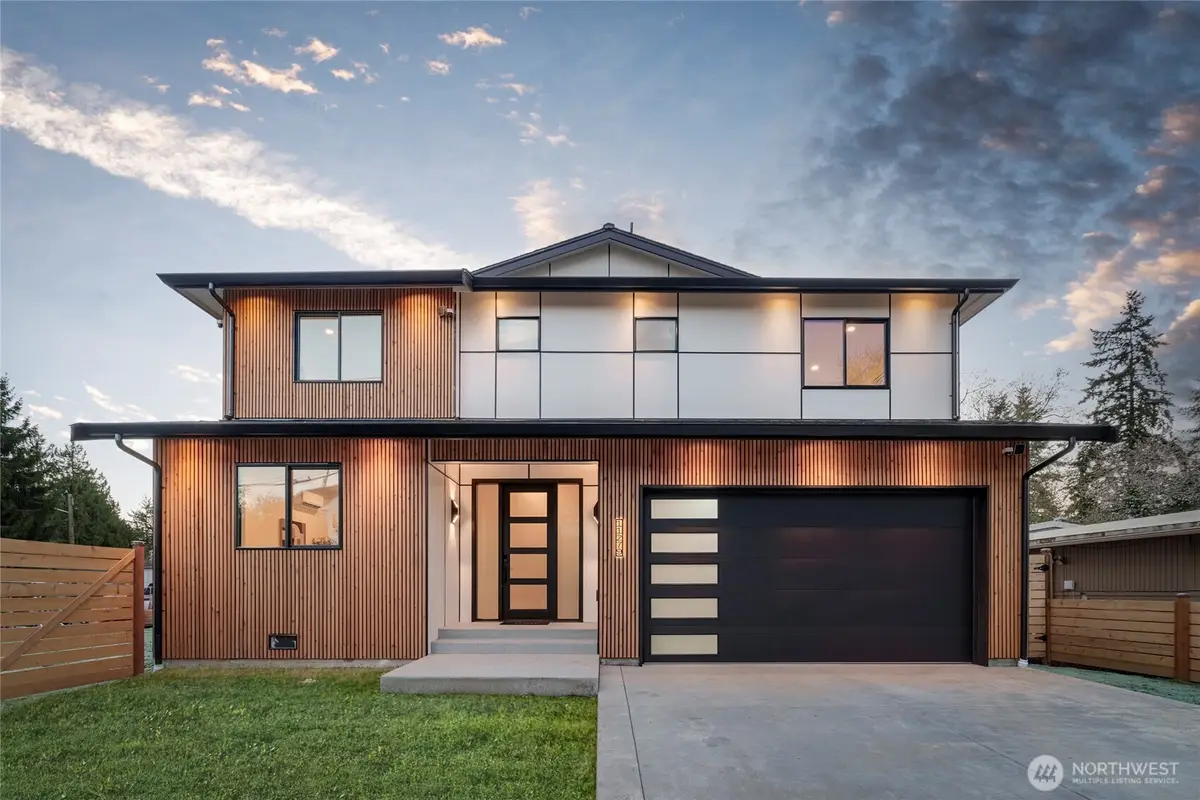 11279 59th Avenue S, Seattle, WA 98178 - #1