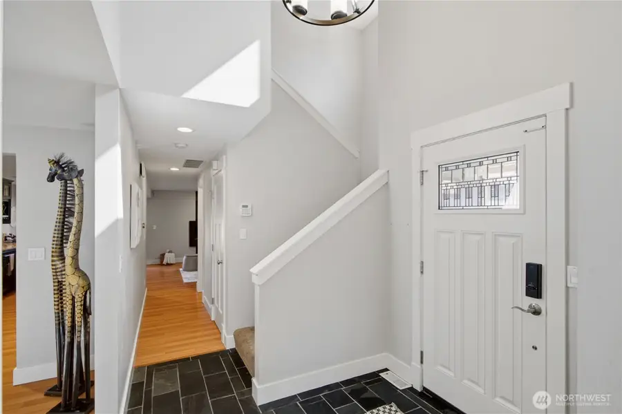 7210 120th Avenue Ne, Kirkland, WA 98033 - #3