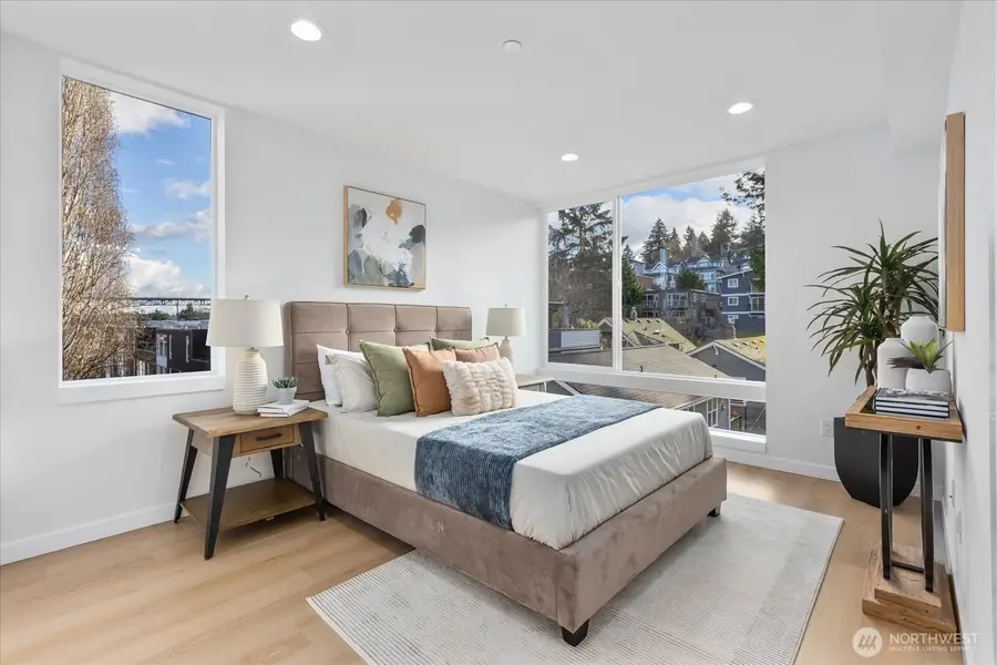 3114 Queen Anne Avenue N, Seattle, WA 98119 - #2