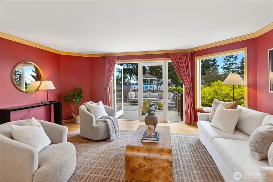 19055 21st Avenue Nw, Shoreline, WA 98177 - #3