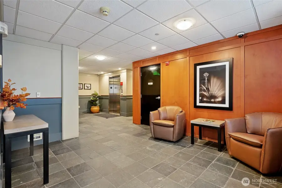 701 1st Avenue N #204, Seattle, WA 98109 - #3