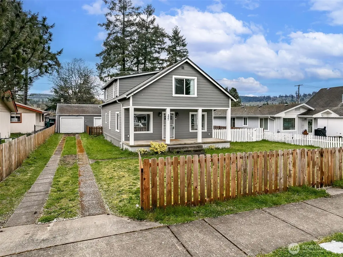 227 Mashell Avenue N, Eatonville, WA 98328 - #1