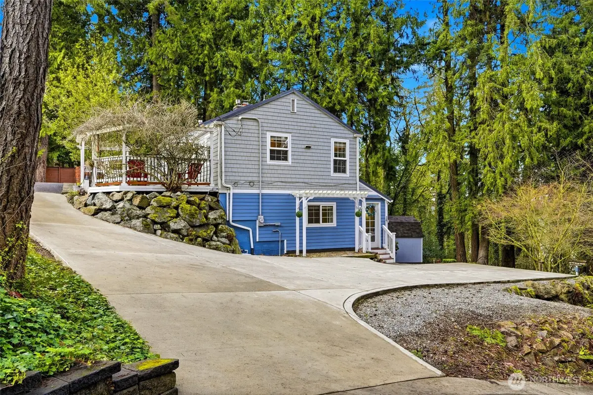 16714 SE Newport Way, Bellevue, WA 98006 - #1