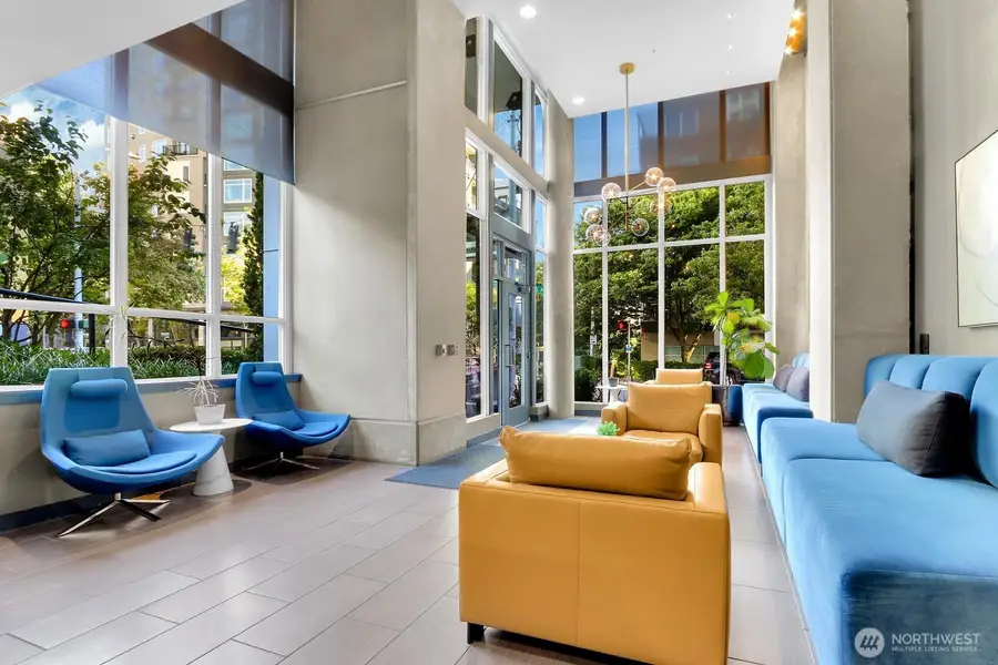 76 Cedar Street #808, Seattle, WA 98121 - #2