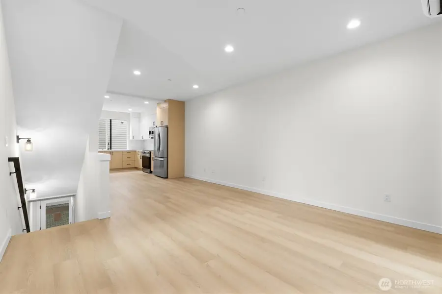 18015 2nd Avenue Ne #C, Shoreline, WA 98155 - #2