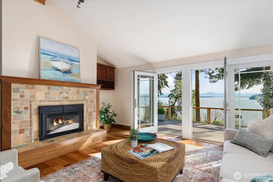 5051 Waterside Ln, Langley, WA 98260 - #2