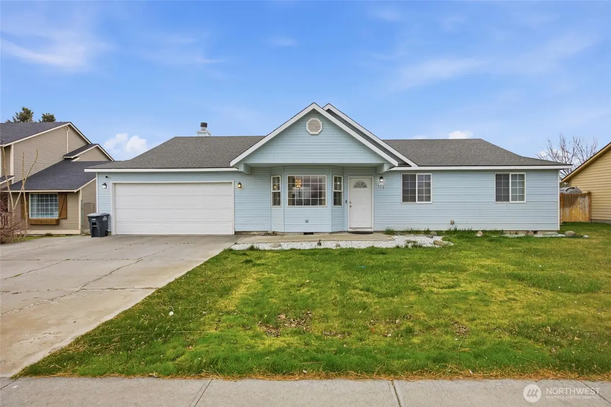 112 W Belmont Avenue, Moses Lake, WA 98837 - #1