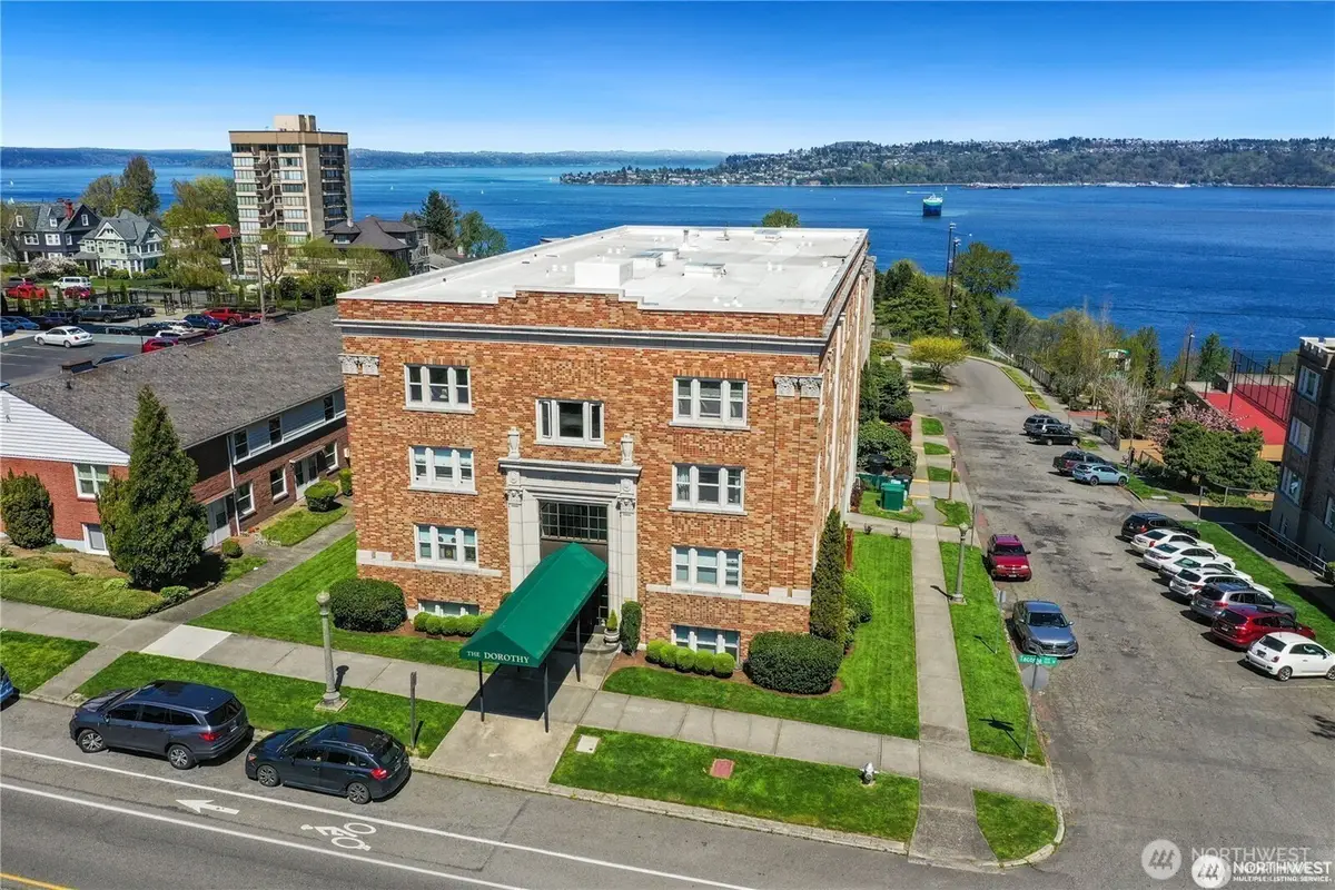 301 N Tacoma Avenue #403, Tacoma, WA 98403 - #1