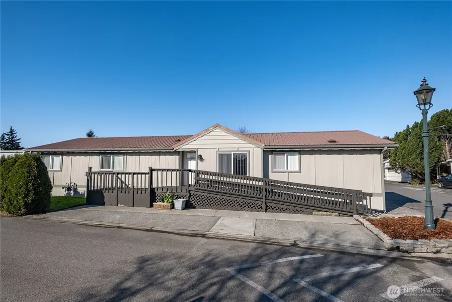 225 NE Ernst #50, Oak Harbor, WA 98277 - #2