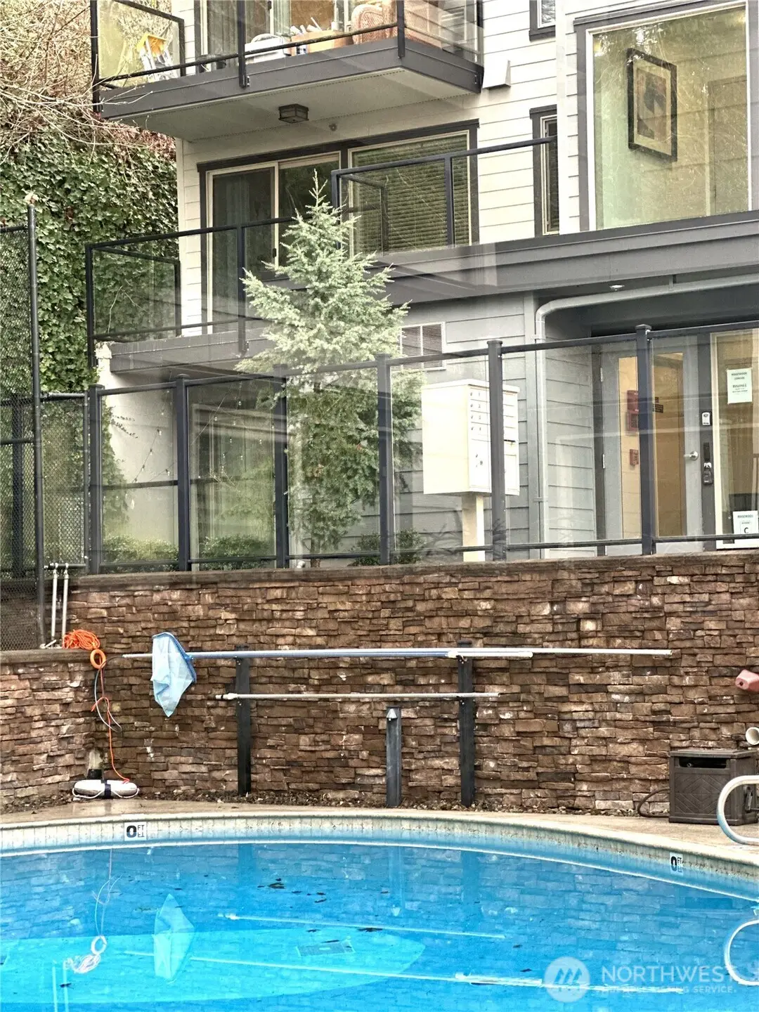 3212 SE 81st #C203, Mercer Island, WA 98040 - #1