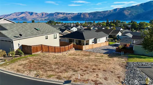 516 Village Drive #60, Manson, WA 98831