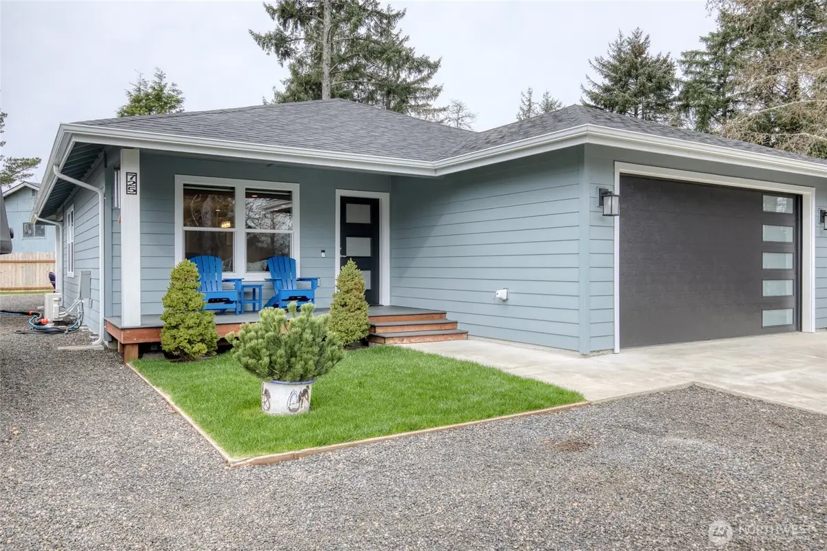 725 Wood Duck Avenue Se, Ocean Shores, WA 98569 - #1