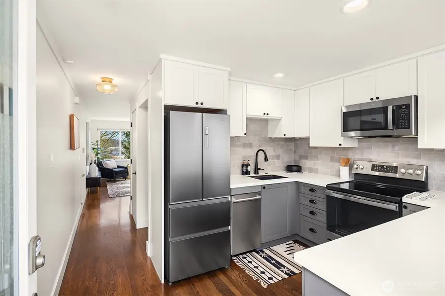 4243 Palatine Avenue N, Seattle, WA 98103 - #3