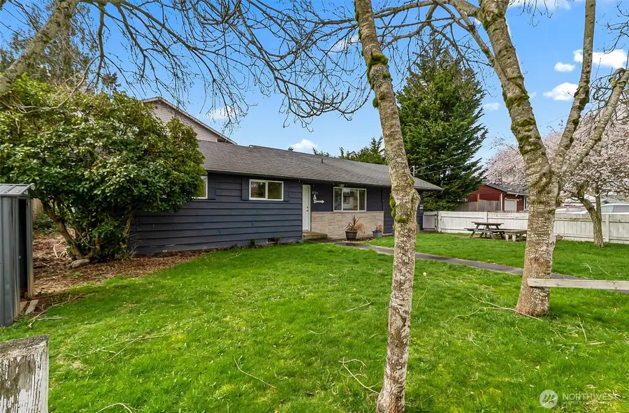 8526 8th Avenue W #A, Everett, WA 98204 - #2