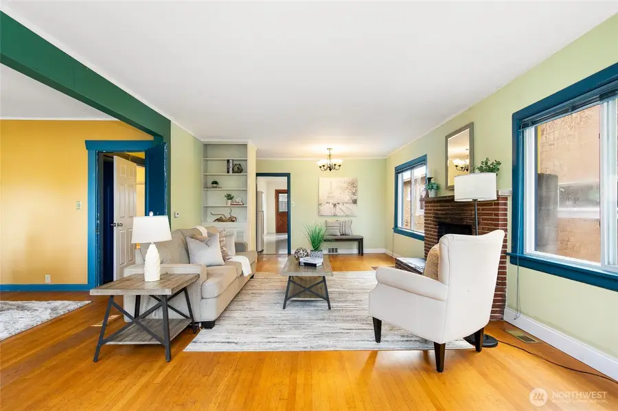 5046 35th Avenue Ne, Seattle, WA 98105 - #2