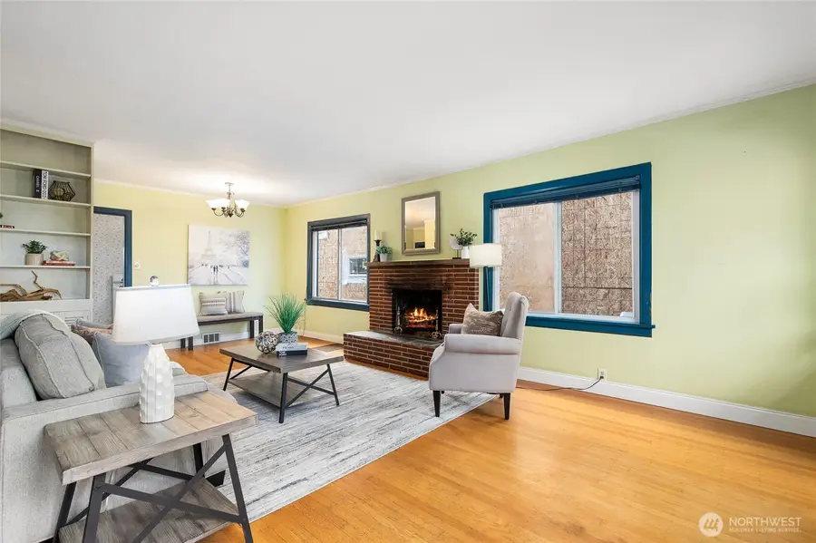 5046 35th Avenue Ne, Seattle, WA 98105 - #3