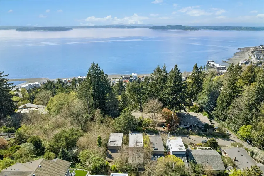 4014 57th Avenue Sw, Seattle, WA 98116 - #3