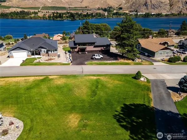 15307 Lakeview Street #8, Entiat, WA 98822