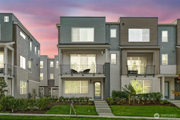 3915 198th Street Se #F4, Bothell, WA 98012