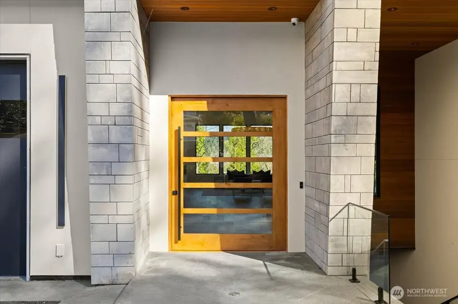 3806 95th Avenue Ne, Yarrow Point, WA 98004 - #2