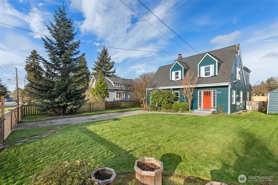 9716 14th Avenue Nw, Seattle, WA 98117 - #2