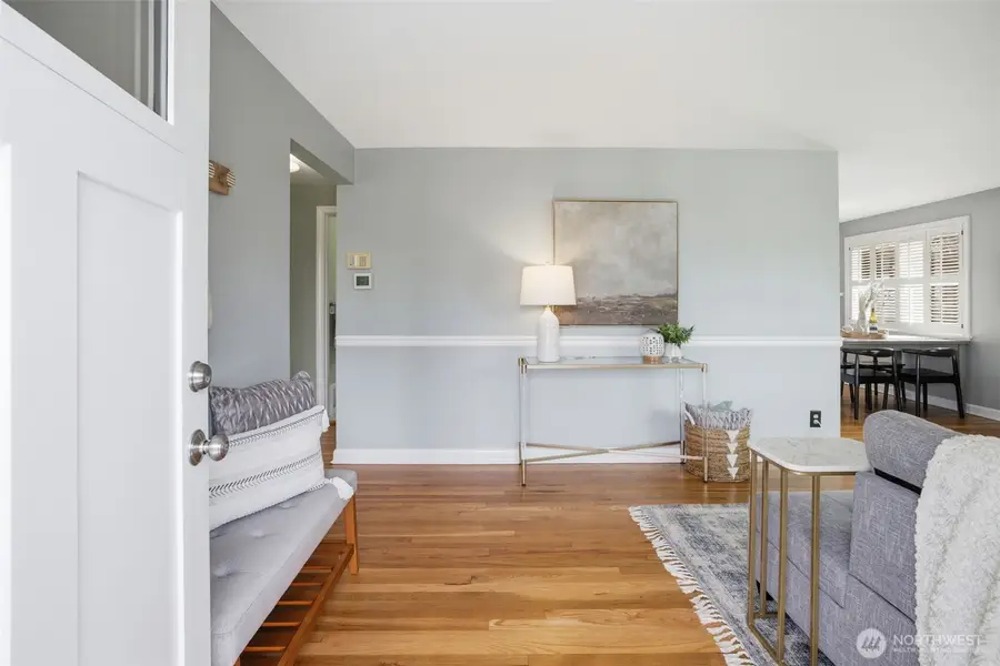 5956 37th Avenue Sw, Seattle, WA 98126 - #3