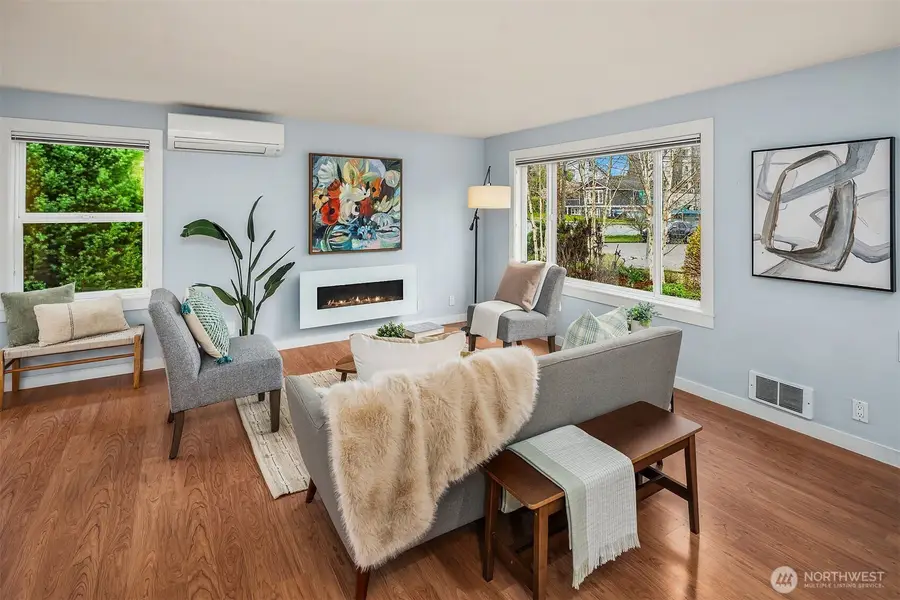 4402 31st Avenue W, Seattle, WA 98199 - #2