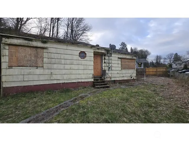 4010 22nd Avenue Sw, Seattle, WA 98106 - #2