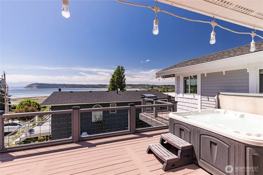 2735 Evening Glory Court, Clinton, WA 98236 - #2