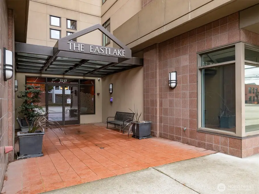 3217 Eastlake Avenue E #210, Seattle, WA 98102 - #3