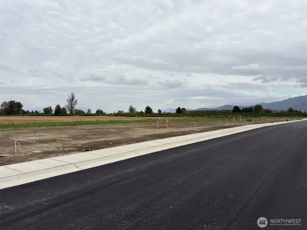 208 W 4th Street S #29, Everson, WA 98247