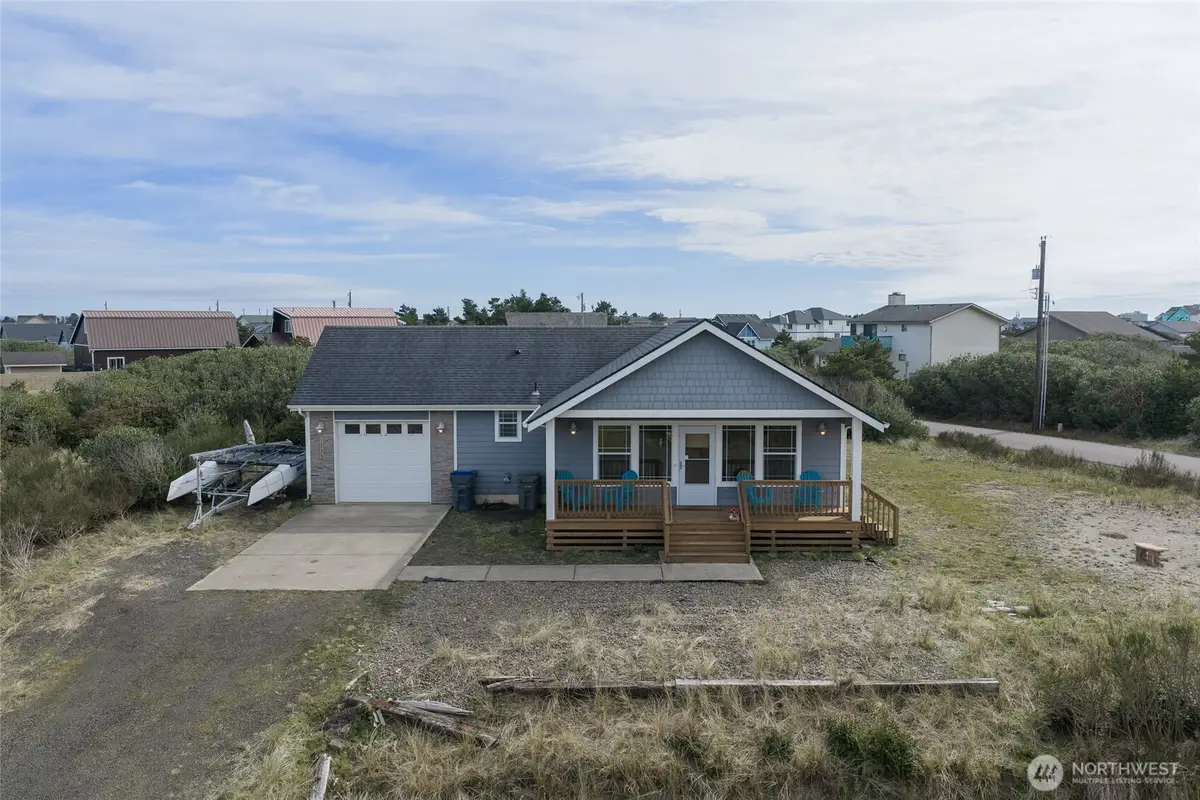 1225 Storm King Avenue Sw, Ocean Shores, WA 98569 - #1
