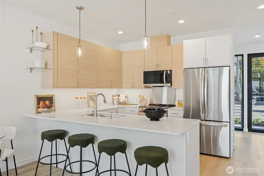 11231 Greenwood Avenue N #C, Seattle, WA 98133 - #3