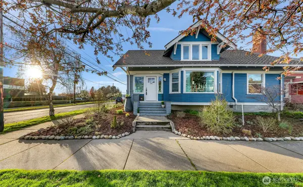 2101 Young Street, Bellingham, WA 98225